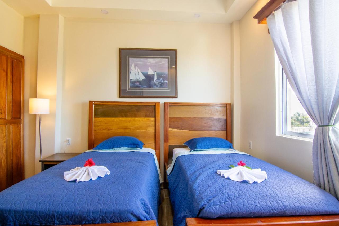 Tropical Palace Hotel San Pedro  Εξωτερικό φωτογραφία