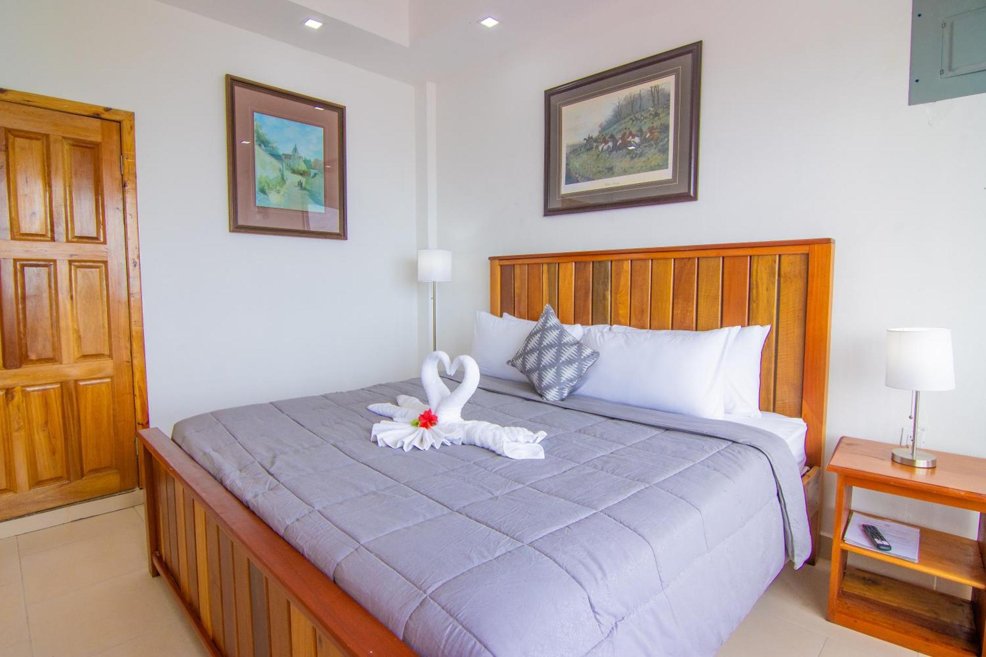 Tropical Palace Hotel San Pedro  Εξωτερικό φωτογραφία