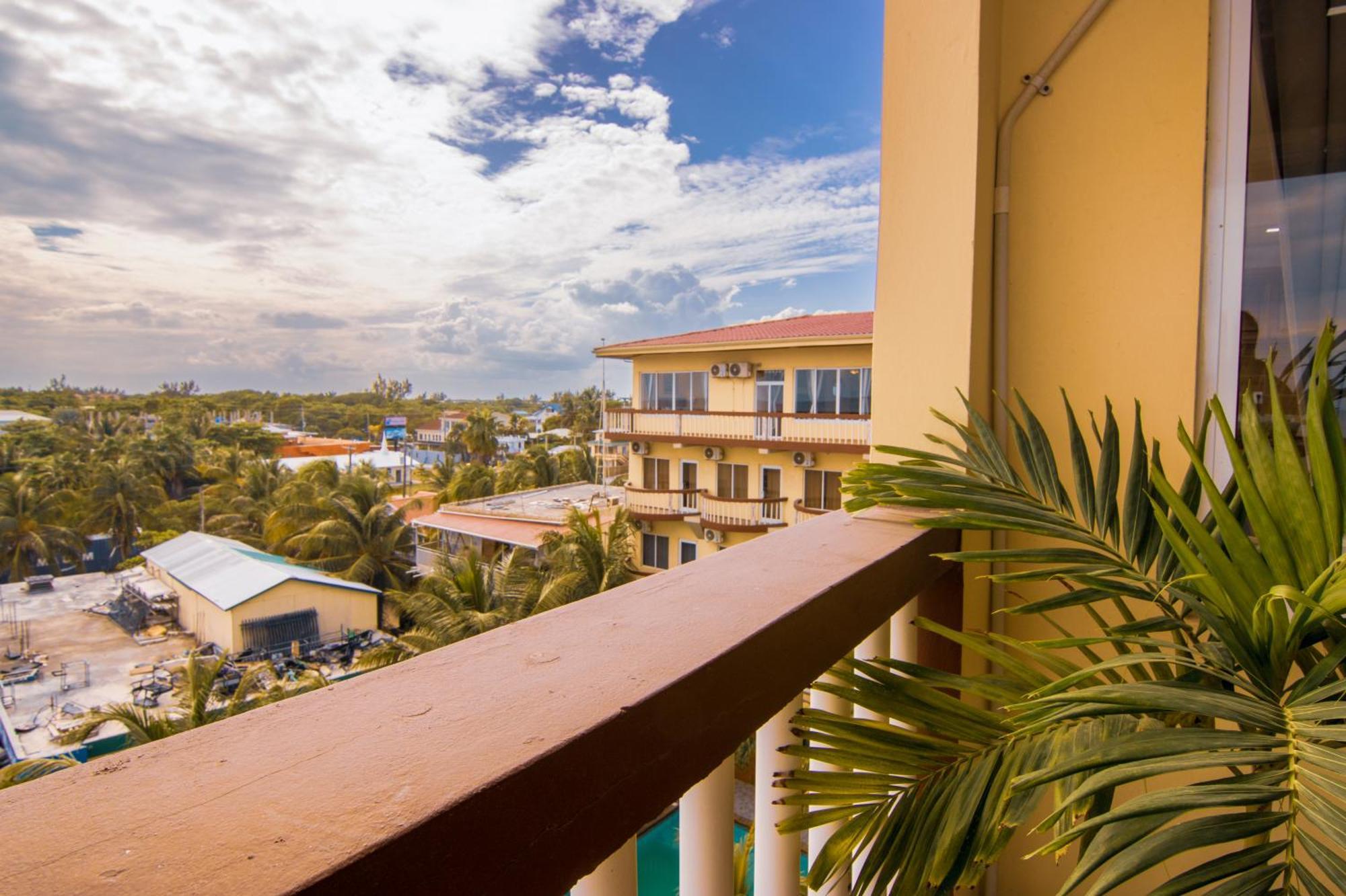 Tropical Palace Hotel San Pedro  Εξωτερικό φωτογραφία